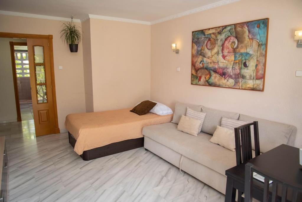 Apartament Piso Con Jardin Malaga Zewnętrze zdjęcie